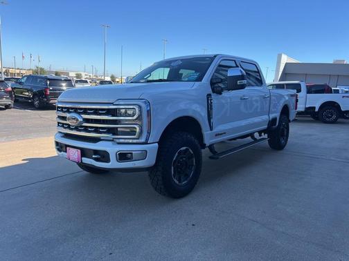 2023 Ford F-350 Platinum