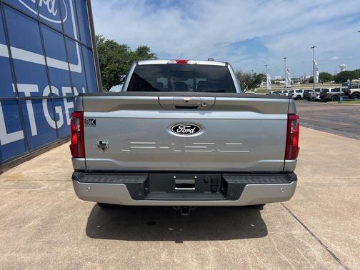 ICONIC SILVER METALLIC 2026 Ford F-150 XLT