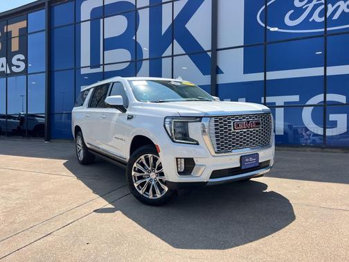 2023 GMC Yukon XL Denali
