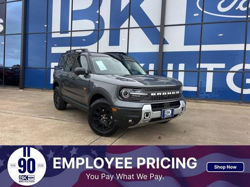 CARBONIZED GRAY METALLIC 2025 Ford Bronco Sport Badlands