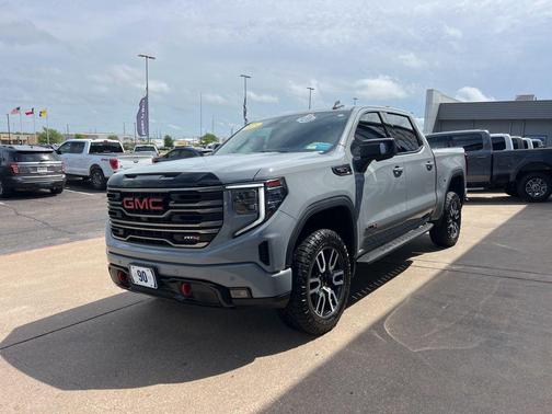 2025 GMC Sierra 1500 AT4