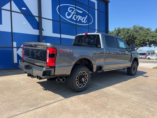2026 Ford F-250 Platinum