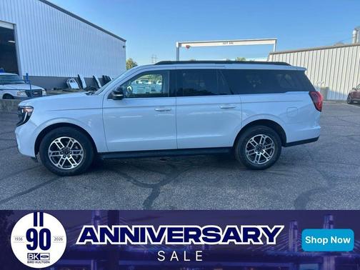 Space Silver Metallic 2025 Ford Expedition Max Active 4x2