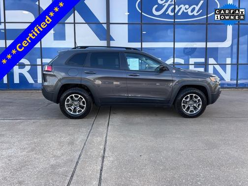 2022 Jeep Cherokee Trailhawk