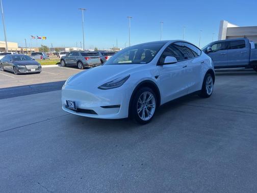 2021 Tesla Model Y Long Range Dual Motor All-Wheel Drive