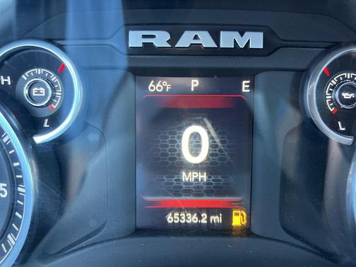 2024 RAM 2500 Tradesman Crew Cab 4x4 6'4' Box