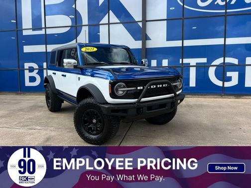 LIGHTNING BLUE METALLIC 2021 Ford Bronco First Edition