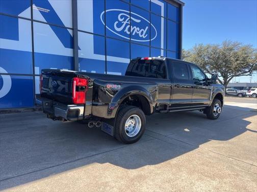 2025 Ford F-350 Lariat