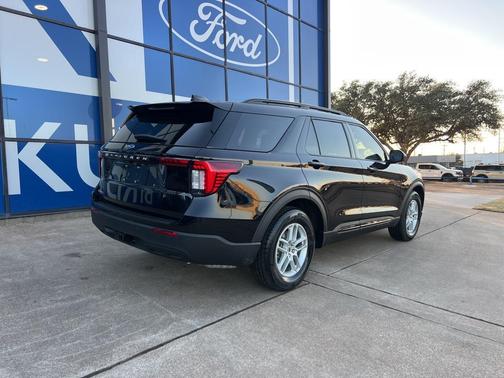2026 Ford Explorer Active (200A)