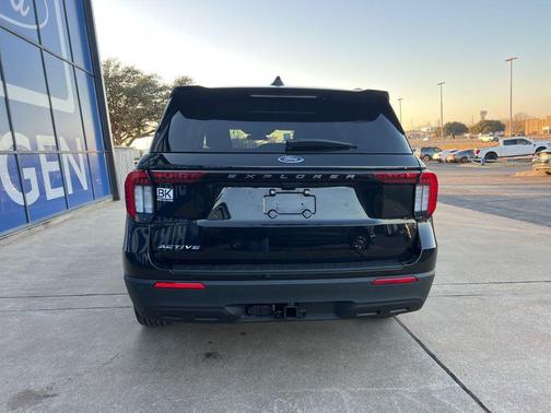 2026 Ford Explorer Active (200A)