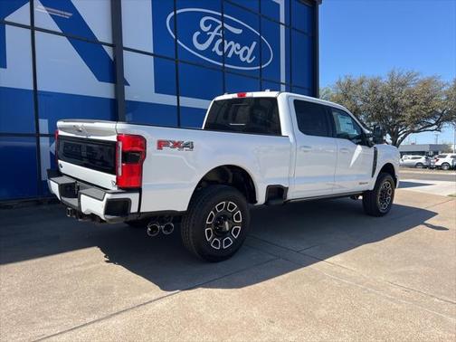 2025 Ford F-250 Platinum