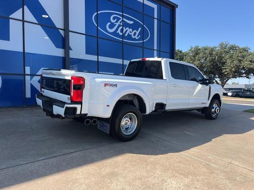 2026 Ford F-350 Platinum