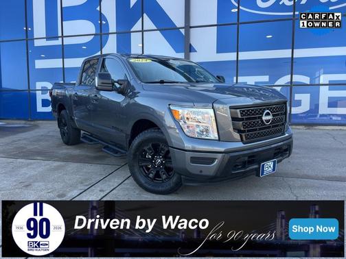 2024 Nissan Titan SV