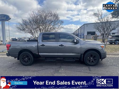 2024 Nissan Titan SV