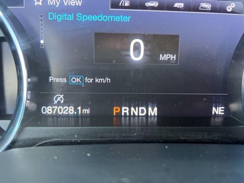 OXFORD WHITE 2019 Ford Expedition XLT