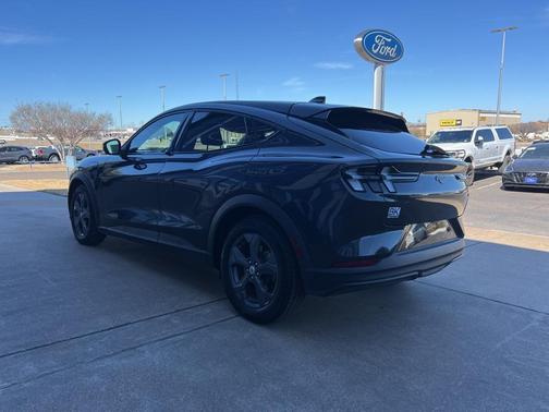2022 Ford Mustang Mach-E Select