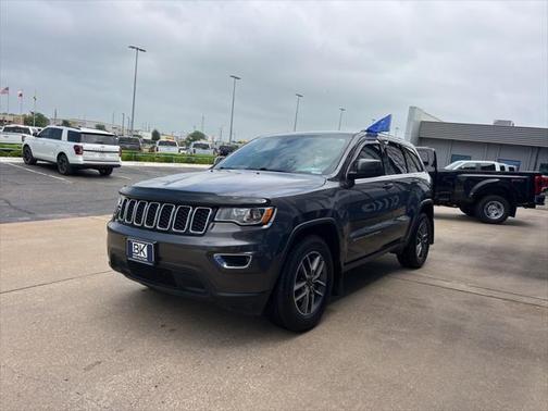 2020 Jeep Grand Cherokee Laredo