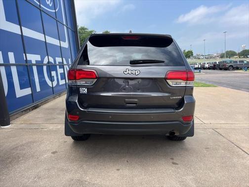 2020 Jeep Grand Cherokee Laredo