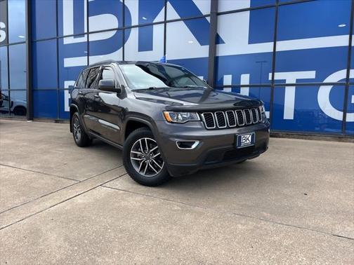 2020 Jeep Grand Cherokee Laredo