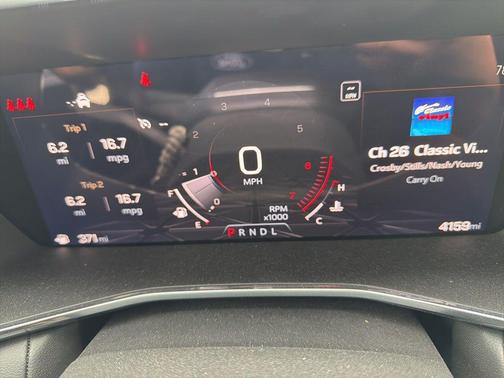Summit White 2024 GMC Canyon Elevation