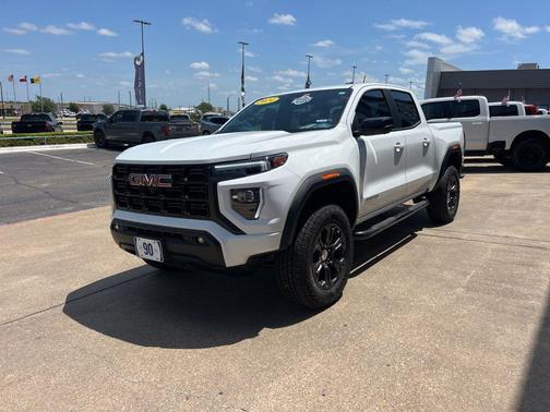 Summit White 2024 GMC Canyon Elevation