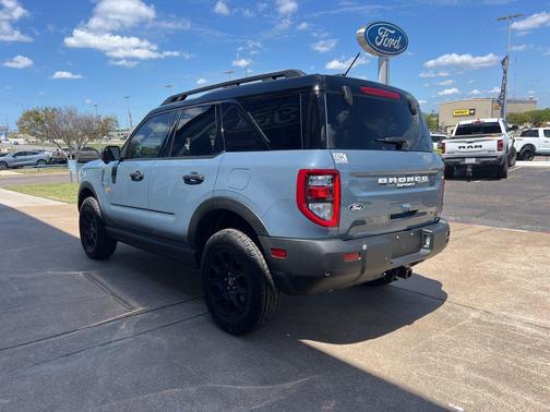 AZURE GRAY METALLIC TRI-COAT 2026 Ford Bronco Sport Badlands