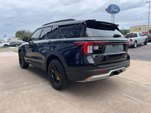 AGATE BLACK METALLIC 2026 Ford Explorer Tremor