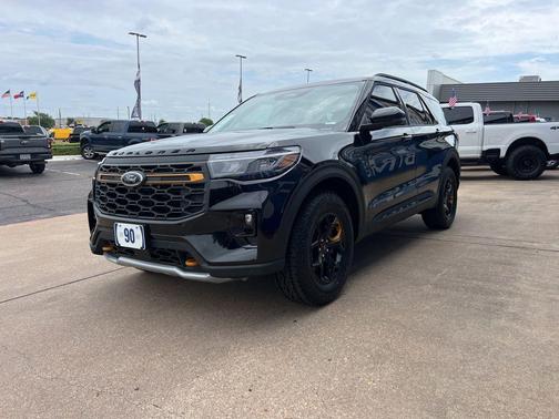 AGATE BLACK METALLIC 2026 Ford Explorer Tremor