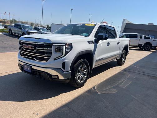 2022 GMC Sierra 1500 SLT
