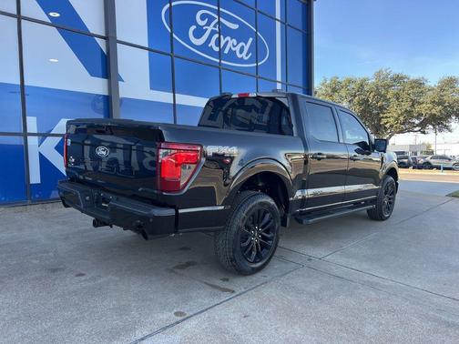 AGATE BLACK METALLIC 2026 Ford F-150 XLT