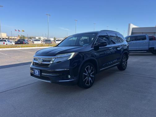 2019 Honda Pilot Touring 8-Passenger