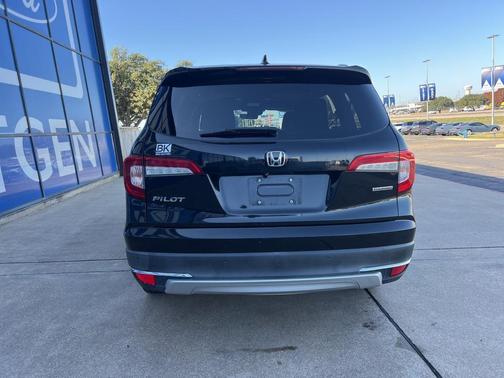 2019 Honda Pilot Touring 8-Passenger
