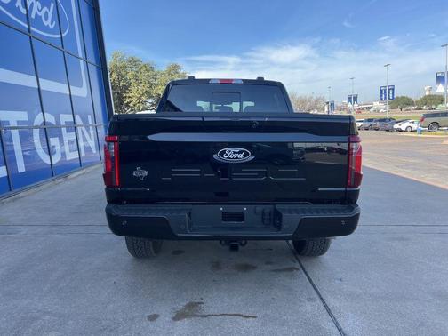 AGATE BLACK METALLIC 2026 Ford F-150 XLT