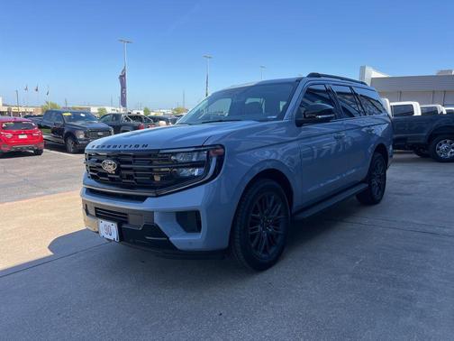 GLACIER GRAY MET TRI-COAT 2026 Ford Expedition Platinum