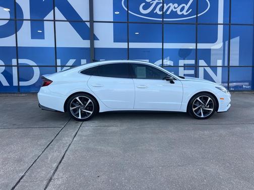 2021 Hyundai SONATA SEL Plus