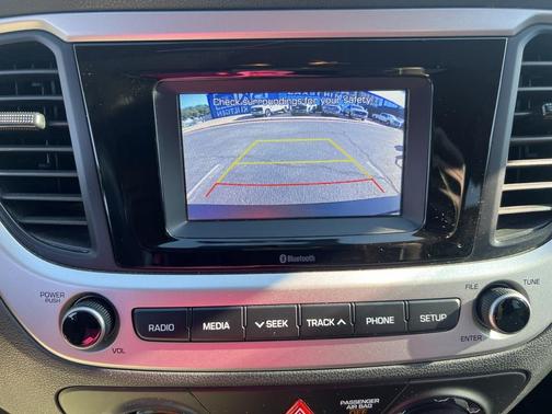 2022 Hyundai Accent SE