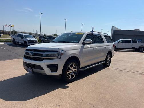 2022 Ford Expedition Max XLT