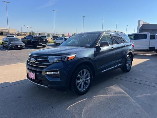 2024 Ford Explorer XLT
