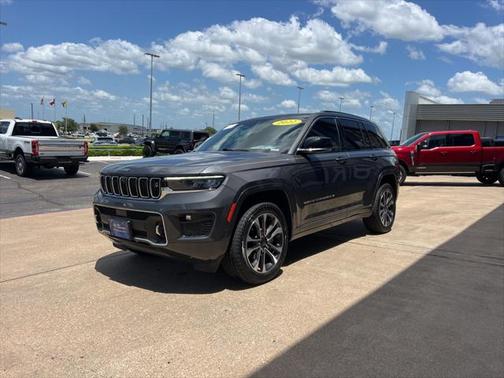 2022 Jeep Grand Cherokee Overland