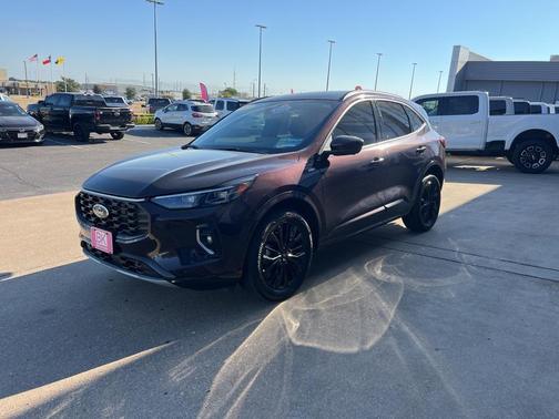 2023 Ford Escape ST-Line Elite