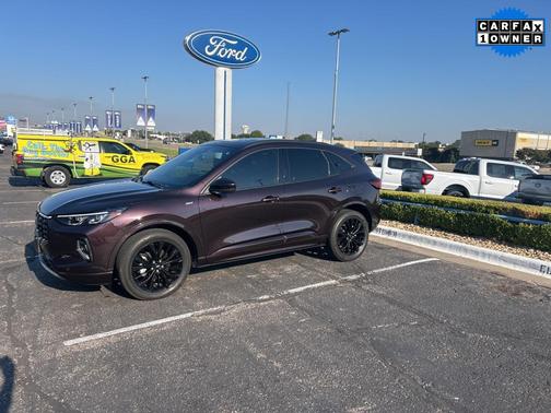 2023 Ford Escape ST-Line Elite