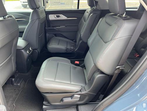 VAPOR BLUE 2026 Ford Explorer Active