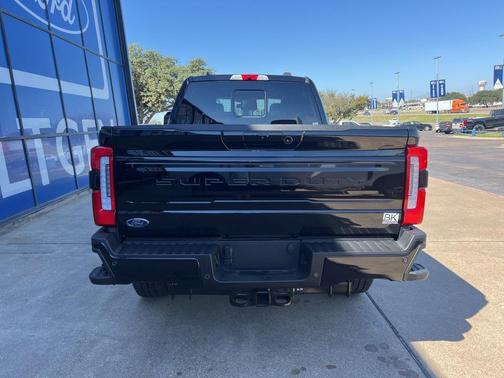 2026 Ford F-250 Platinum