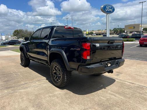Black 2024 Chevrolet Colorado ZR2