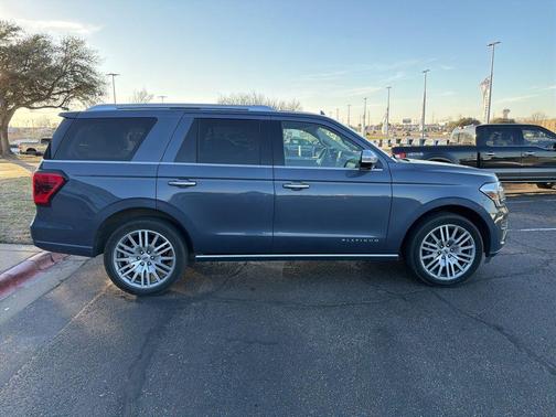 2023 Ford Expedition Platinum