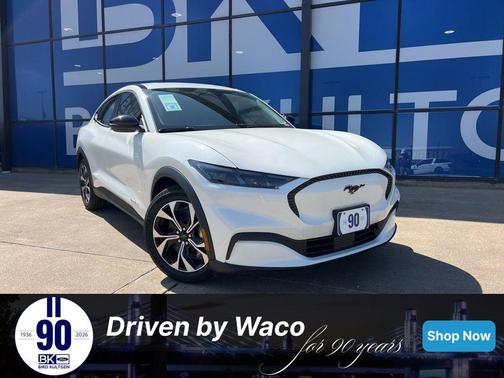 STAR WHITE MET TRI-COAT 2026 Ford Mustang Mach-E Select