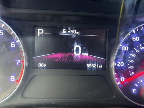 Snow White Pearl 2023 Kia Forte LXS
