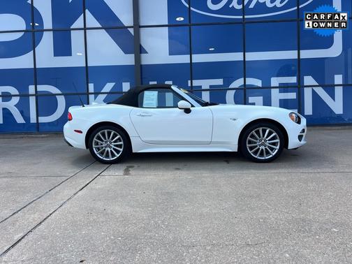 2019 FIAT 124 Spider Base