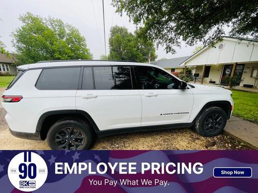 Bright White Clearcoat 2025 Jeep Grand Cherokee L Altitude
