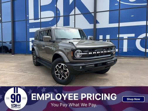 Marsh Gray 2026 Ford Bronco Outer Banks